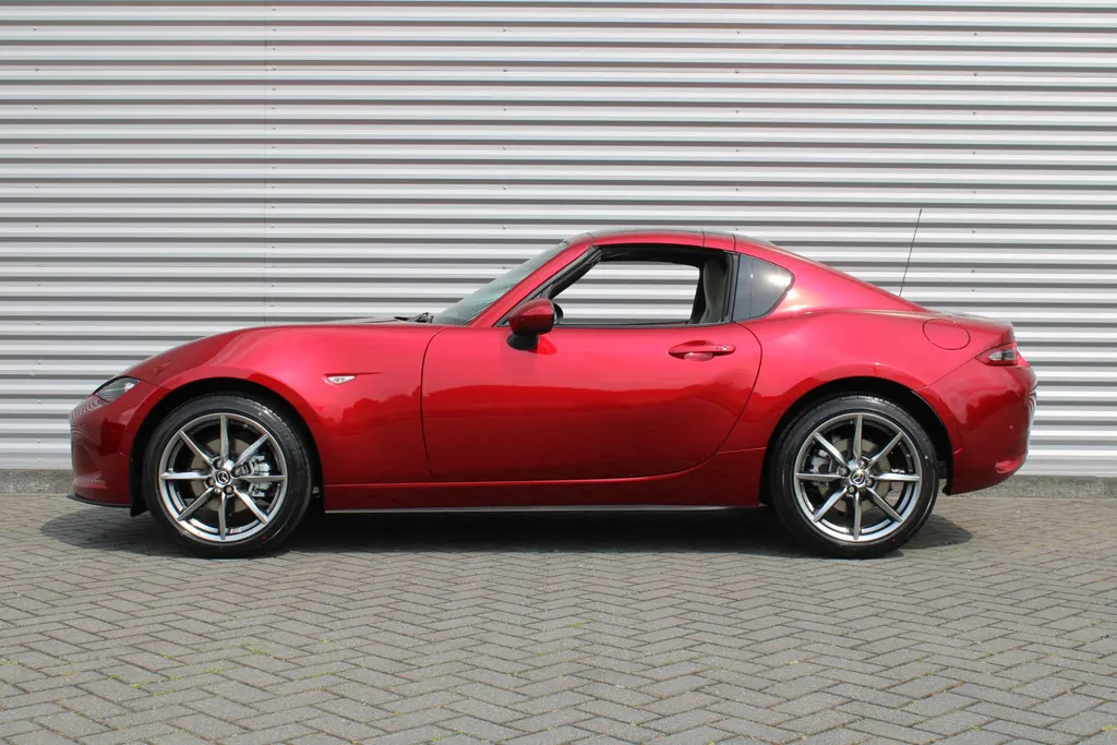 Mazda MX-5 2.0 SkyActiv-G 6AT 184PK Kizuna | Automaat | Leder | CAmera | Bose Audio | Nu met extreem hoge korting! |