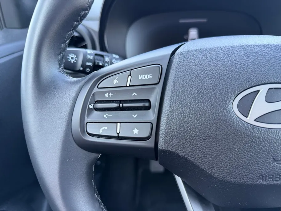 Hyundai i10 1.0 Comfort Smart | Achteruitrijcamera | Parkeersensoren achter | Navigatie | Airco | Apple Carplay/ Android auto |