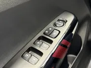 Kia Picanto 1.0 MPi GT-Line Edition Apple Carplay/Android Auto , navi , cruise , lm velgen , tel , camera , usb , sport stoelen , super mooie uitvoering . auto is voorzien van een nieuwe koppeling