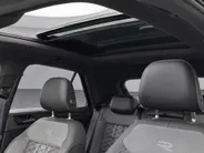 Volkswagen T-Roc 1.5TSI/150PK R-Line Black Style · Panoramadak · Apple/Android · Camera + Parkeersensoren · Garantie t/m 25-08-2027