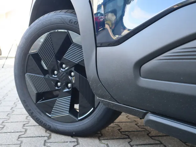 Suzuki e Vitara Select 61 kWh | Stoel/Stuur Verwarming | Apple/Android Auto |