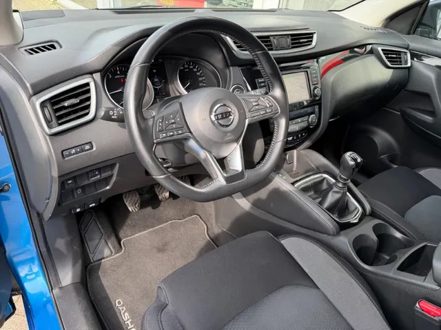 Nissan QASHQAI 1.3 DIG-T 140pk N-Connecta | Panoramadak | Navigatie | 360-camera | Apple CarPlay | Android Auto | Keyless