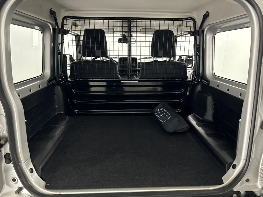 Suzuki Jimny 1.5 Professional Allgrip | 4 x 4 | L.M. Velgen | Cruise Control