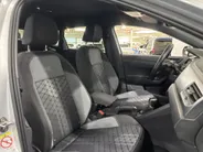 Volkswagen Taigo 115PK TSI R-Line Edition Automaat | Digital Cockpit | Camera | Adaptive Cruise Control | Apple CarPlay/Android Auto | 18' Lichtmetalen Velgen | Climate Control | Armsteun | Parkeersensoren |