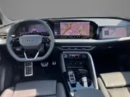 Audi Q5 2.0TFSIe-hybrid 220kW/299PK quattro S Line · Panoramadak · Leder · 360gr Camera · Drive select · Trekhaak · Garantie t/m 21-05-2030 of 120000km