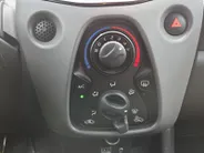 Peugeot 108 1.0 e-VTi Active | Zeer nette auto | Apple CarPlay & Android Auto | Volledig onderhouden | Achteruitrijcamera | 12 Maanden BOVAG Garantie |