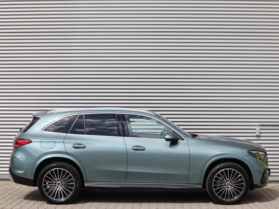 Mercedes-Benz GLC 300e 4MATIC Business Solution AMG Voordeel € 11.872 Voorraadactie!!