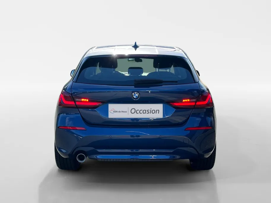 BMW 1 Serie 116i Introduction Edition 1e eigenaar | 18' M Sport velgen | Carplay | Cruise Control | Navi | Parkeersensoren | Digitale Cockpit | Etc.