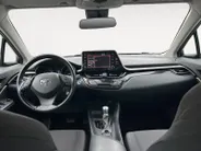 Toyota C-HR 1.8 Hybrid Active NU RIJKLAAPRIJS incl. 12 Maanden GARANTIE! Premiumpakket GRATIS!!