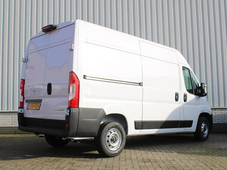 Opel Movano 2.2D 140 S&S L2H2 3.5t | BPM Vrij | Keyless Entry | Camera | Carplay | Cruise | Draadloos laden |