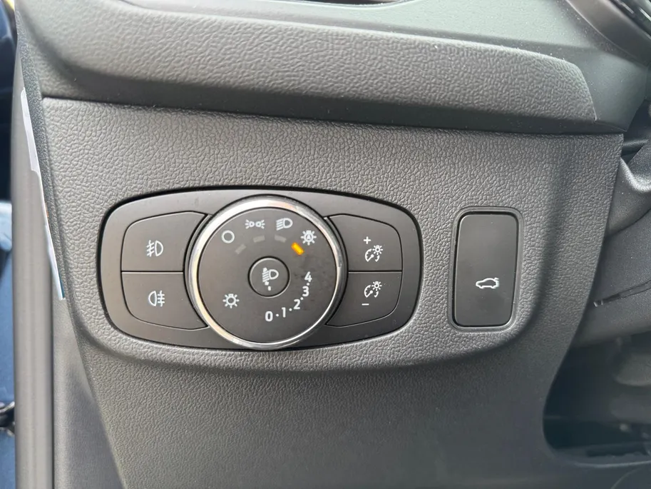 Ford Focus Wagon 1.0 EcoBoost Hybrid ST Line X | NL auto | 1e eigenaar | Dealer onderhouden | Adapt cruise control | BLIS | Winter pack | Elektr. achterklep | Parkeersensoren voor en achter | Achteruitrijcamera | Apple carplay & android auto | 18' lichtmetalen velge