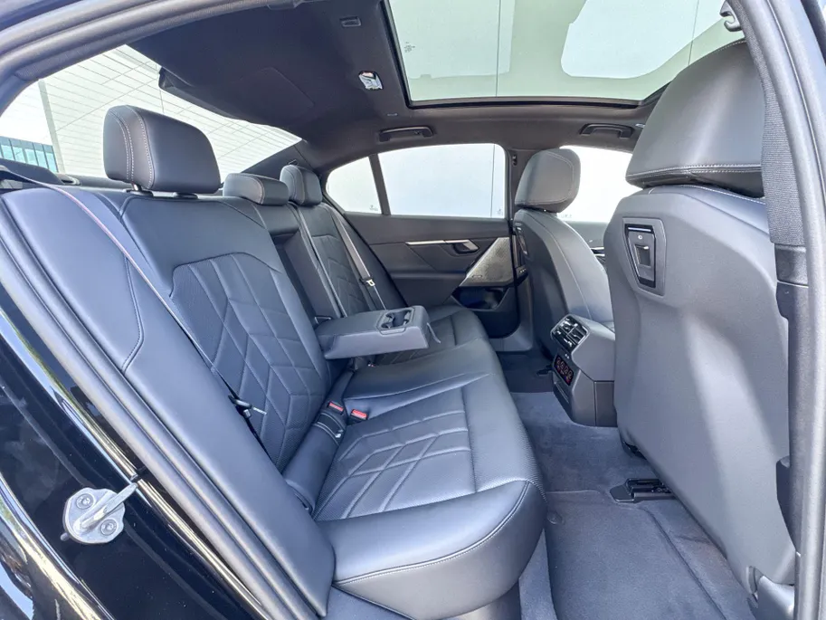 BMW 5 Serie Sedan 520i