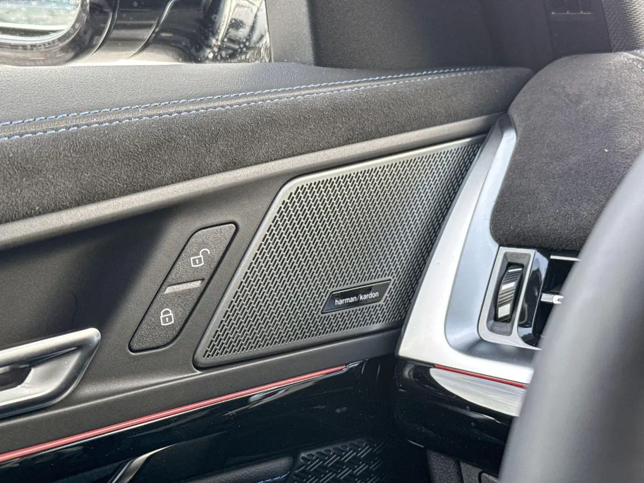 BMW iX2 xDrive30 M Sport Edition