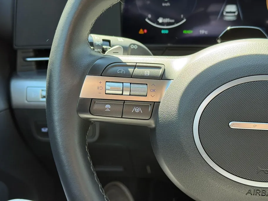 Hyundai Kona 1.6 GDI HEV Premium / Org. Nederlands / Navigatie + Camera / Climate en Cruisecontrol /