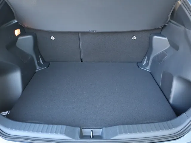 Toyota Yaris Cross 1.5 Hybrid 130 First Editon | Stoel/Stuur Verwarming | Dodehoek Detectie | Carplay