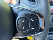 Fiat 500 1.0 Hybrid Cult Airco , lichtmetalen velgen 15' , navi  , parkeersensor , tel , usb-c , Apple Carplay/Android Auto .