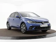 Volkswagen Polo 1.0 TSI 110pk DSG R-Line · Camera · Matrix LED · Stoelverwarming · Apple/Android Car Play · ACC · P-Sensoren · 17'Velgen ·