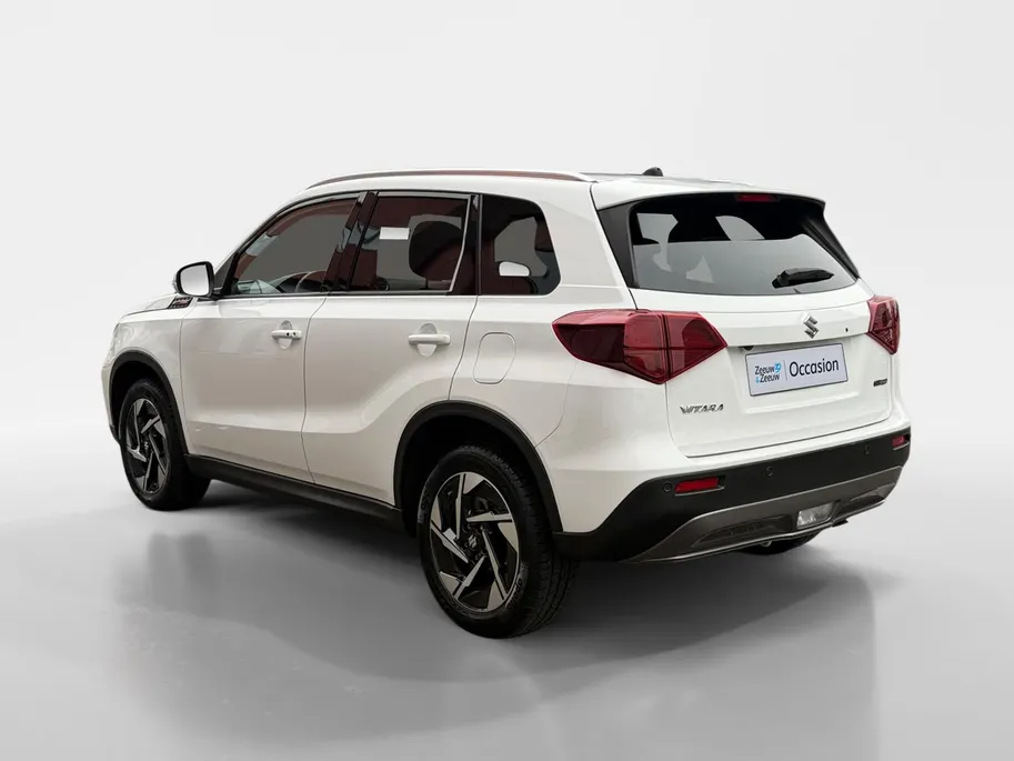 Suzuki Vitara 1.5 Hybrid Style 116PK AUTOMAAT SUNROOF! | Navigatie | Apple Carplay & Android Auto | Adaptive Cruise Control | Climate Control | Achteruitrijcamera | Parkeersensoren voor & achter | Stoelverwarming |