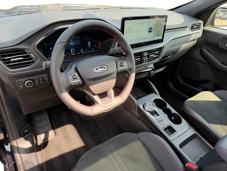 Ford Kuga 2.5 PHEV ST-Line X | Dealer Onderhouden | Garantie tot 11-02-2028 | Pano Dak | 360 Graden Camera | Adapt. Cruise Control | BLISS | Winter Pakket | B&O Audio | Electrische Achterklep