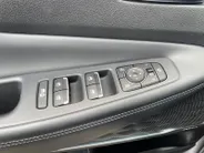 Hyundai Santa Fe 1.6 T-GDI HEV Premium 7p. | Lederen bekleding| Stoelverwarming/koeling| Stuurverwarming| Elektrische achterklep| Trekhaak| 1650 KG trekgewicht|