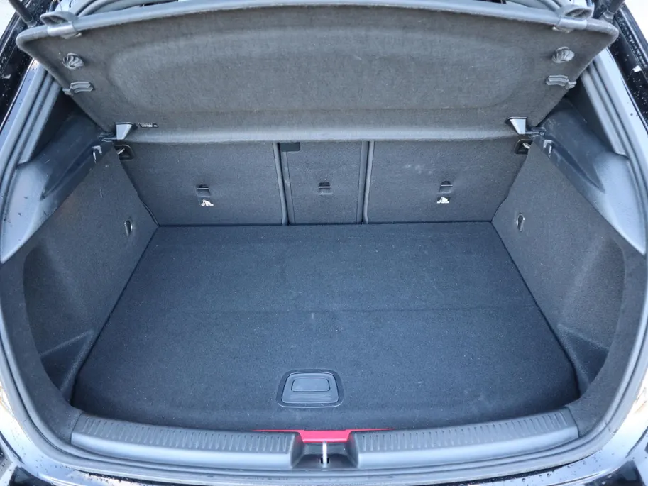 Mercedes-Benz A-Klasse 250 e l Panoramadak l Stoelverwarming l Achteruitrij camera