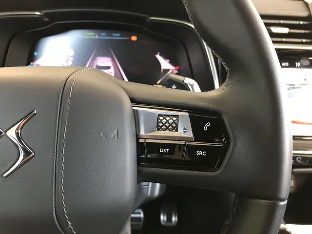 DS 7 1.6 PHEV 300 4x4 Pallas