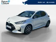 Toyota Yaris 1.5 Hybrid Executive Zeer compleet o.a. Navigatie, Trekhaak etc! Nu incl. 12 maanden garantie!