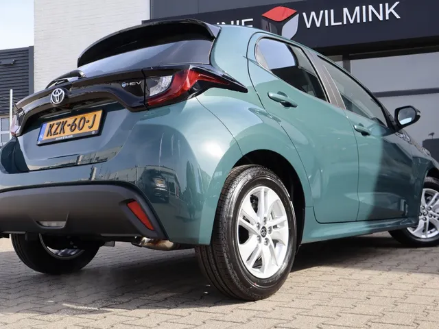 Toyota Yaris 1.5 Hybrid 115 Active Carplay | Adaptive Cruise | LM-velgen