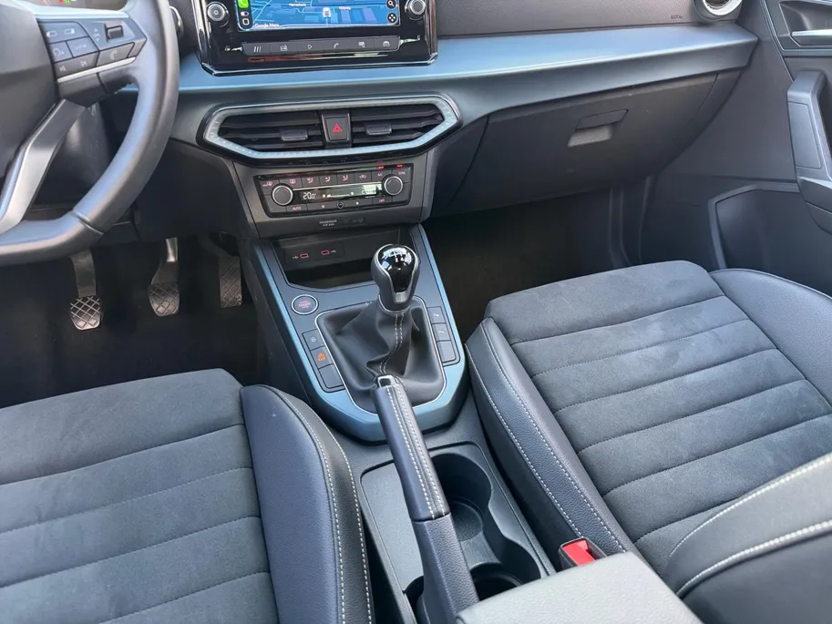SEAT Arona 1.0 EcoTSI Xperience Business | Camera | Apple Carplay/Android Auto | Cruise Control | Keyless | Climate Control |