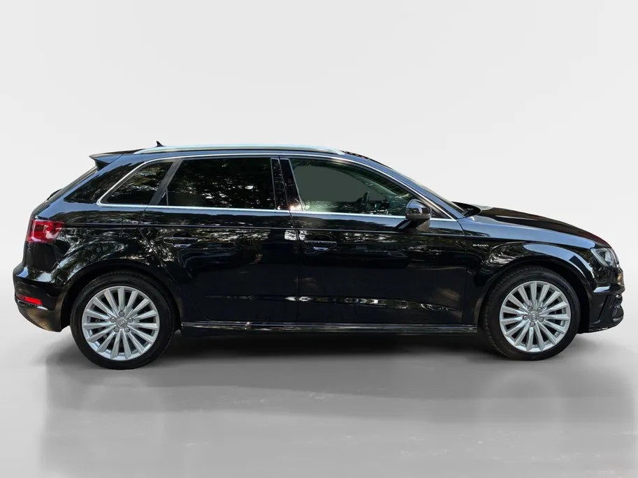 Audi A3 Sportback 1.4 e-tron Pro Line plus