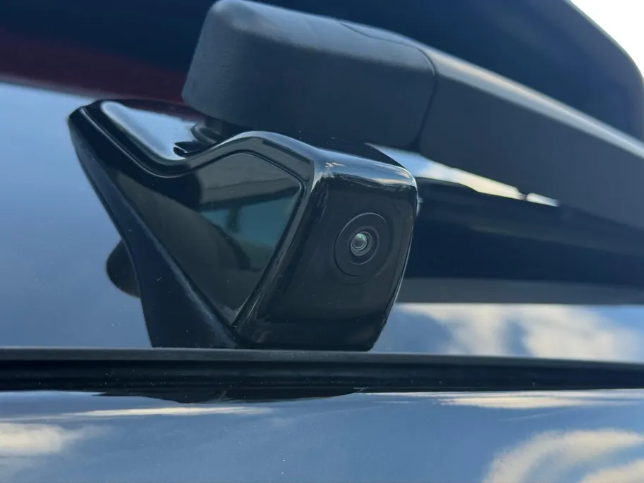 Kia e-Niro DynamicPlusLine 64 kWh | SOH 97,5% | Camera | Keyless | Schuifdak | Navi | Apple Carplay | Android Auto | Lichtmetalen Velgen |