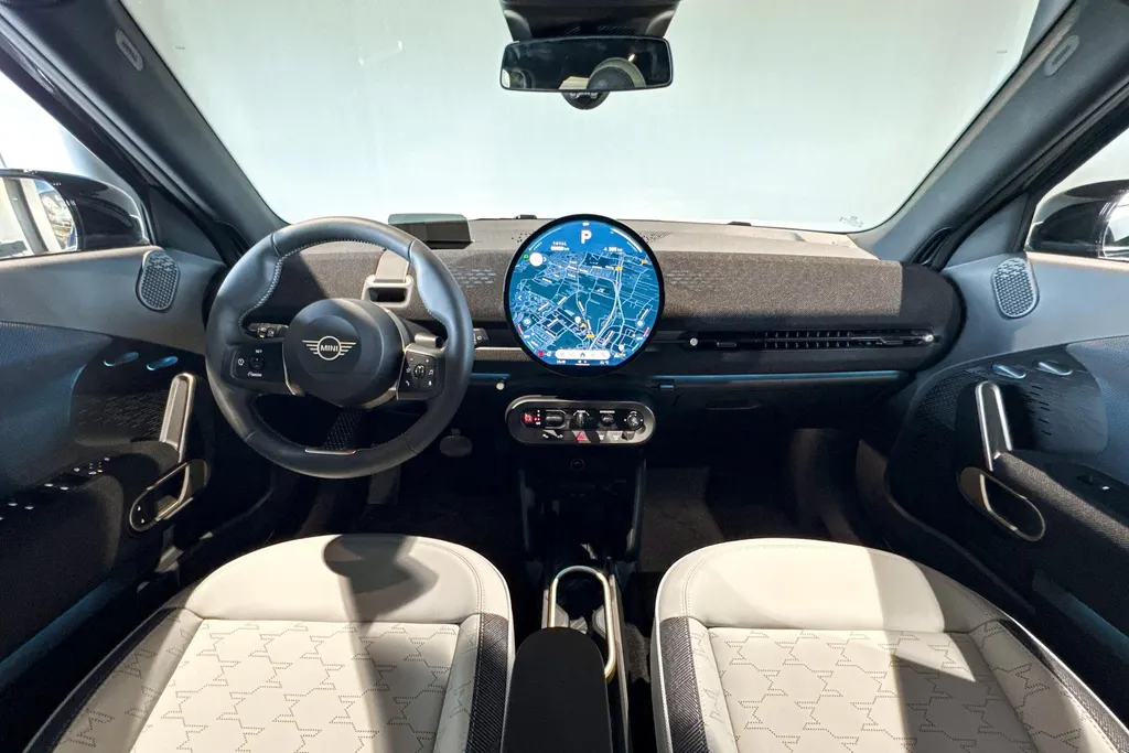 MINI Aceman SE Classic M 54.2 kWh