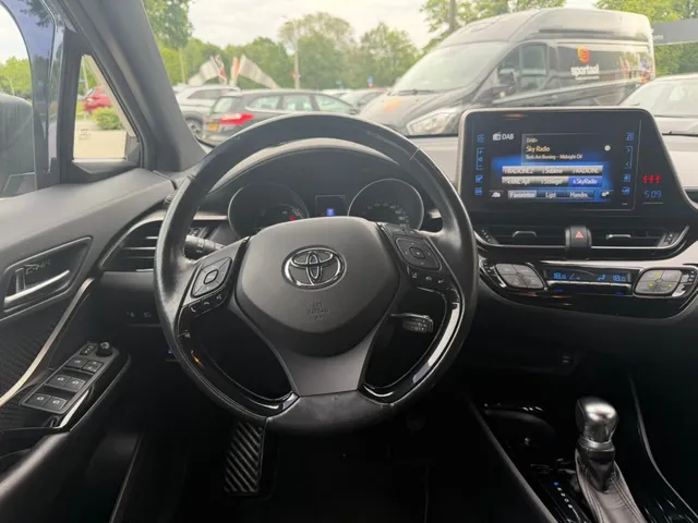 Toyota C-HR 1.8 Hybrid Style | PDC v/a | Stuur/Stoelverwarm. | Camera |