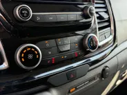 Ford Transit Custom 320 2.0 TDCI L2H1 Limited Trekhaak!