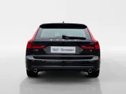 Volvo V90 2.0 T4 Momentum | LEDER | CAMERA | TREKHAAK | DEALER-ONDERHOUDEN | NL-AUTO |