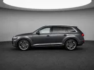 Audi Q7 55 TFSIe 280kW/381PK quattro S Line · Panoramadak · Trekhaak · Luchtvering · 360gr camera · Dodehoeksensor · 21'' · Servosluiting · Adaptive Cruise Control ·