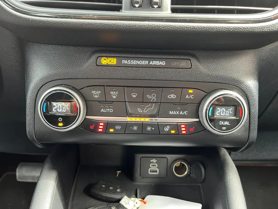 Ford Kuga 2.5 PHEV ST-Line | Winter Pack | Technology Pack | Achteruitrijcamera | Apple Carplay & Android Auto |