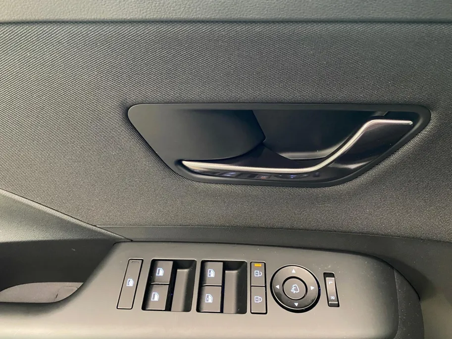 Hyundai Kona Electric 64.8 KWH | N-LINE BUSINESS | ZWARTE LOGO'S |