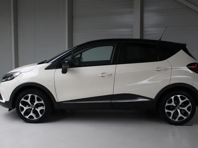 Renault Captur 0.9 TCe Intens Navigatie | Parkeercamera | Climate Control | Dodehoekdetectie | Inklapbare buitenspiegels