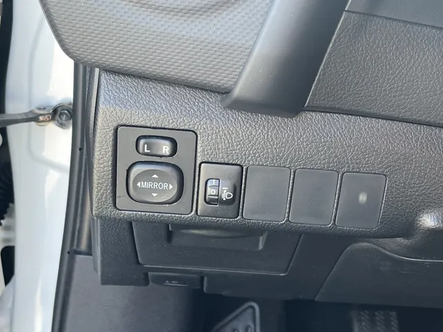 Toyota Auris 1.3 Aspiration | Climate Controll | All Seasons