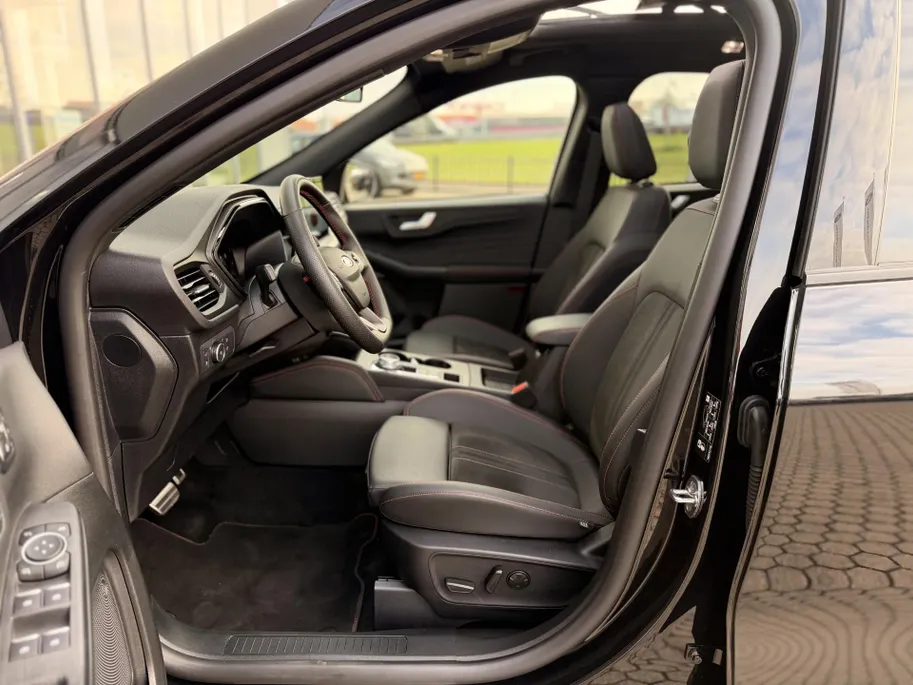 Ford Kuga 2.5 PHEV ST-Line X DRIVER ASSISTANCE PACK I WINTER PACK I BLACK PACKAGE I  PANORAMADAK I MATRIX LED-KOPLAMPEN I APPLE CARPLAY / ANDROID AUTO I