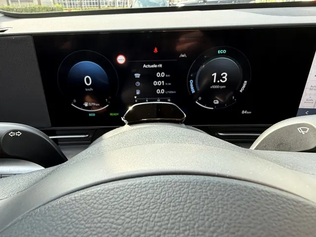 Hyundai Kona 1.6 GDI HEV Premium Sky