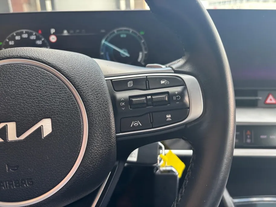 Kia Sportage 1.6 T-GDi Hybrid DynamicLine | Trekhaak | Navigatie | Camera | Adaptieve cruise control | Parkeersensoren voor en achter | Apple Carplay / Android Auto |