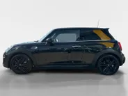 MINI 3-Deurs 1.5 Cooper | Automaat | John Cooper Works | Navigatie | Parkeersensoren | Stoelverwarming | Cruise & Climate Control | Dealer Onderhouden | 12 Maanden BOVAG Garantie
