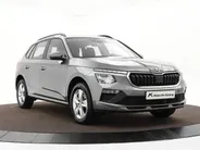 Škoda Kamiq 1.0 TSI 115pk Selection · Apple/Android Car Play · P-Sensoren · Cruise Control · DAB · 16'' Inch · Garantie t/m 17-06-2028 of 100.000km