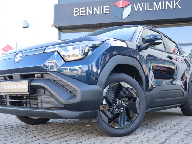 Suzuki e Vitara Select 61 kWh | Stoel/Stuur Verwarming | Apple/Android Auto |