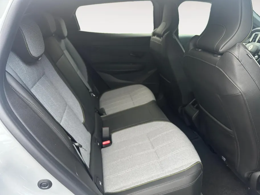 Renault Megane E-Tech comfort range Business Edition 60 kWh | SUPER NETTE AUTO | BUSINESS EDITION |ADAPTIVE CRUISE | LAGE FISCALE WAARDE!! | 18% bijtelling! | GROTE ACCU PAKKET!!
