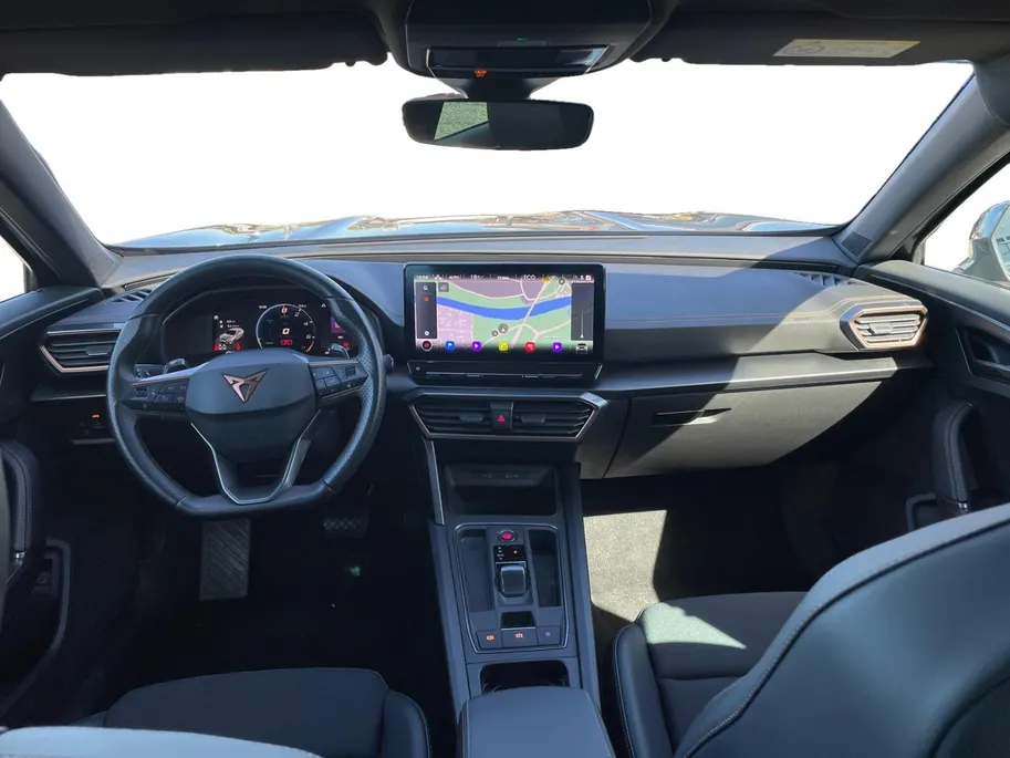 CUPRA Formentor 1.4 TSI e-Hybrid *Automaat*Navi+Camera*Climate Control*Winter Pack*Adapt. Cruise Control*Keyless Entry*Elekt. Achterklep*Zeer nette auto!