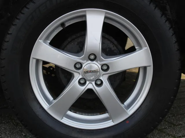Subaru Forester 2.0 X Comfort Pack | Cruise | Clima | Lm-Velgen | Trekhaak