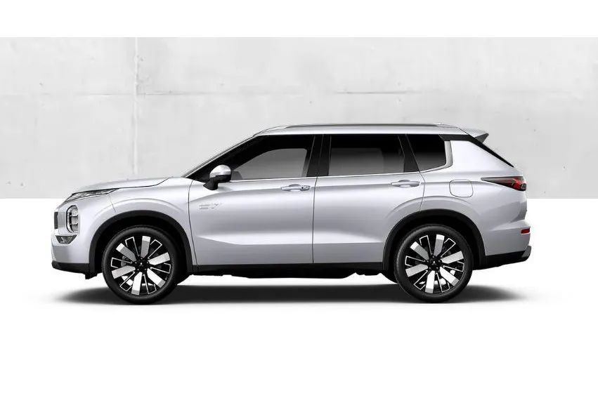 Mitsubishi Outlander 2.4 PHEV Instyle € 5.000 euro korting | 8 jaar garantie| Snel leverbaar | Totaalprijs op is op. MY26